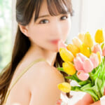 愛嬌の溢れる優しい笑顔、甘い雰囲気漂う極上の女性【美波 みなみ】さんのご紹介です。