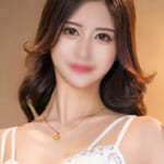 リピーター殺到間違いなしの癒し系美女【紫音 しおん】さんのご紹介です。